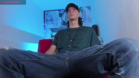 Snapshot of fran_boy_ chatting on 07/20/26, 08:00 Fran online show from 07/20/26, 08:00