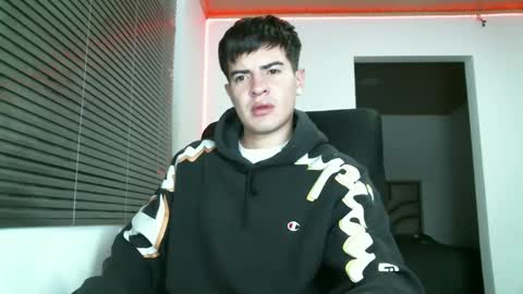 franccesco_699 online show from 01/07/25, 11:24