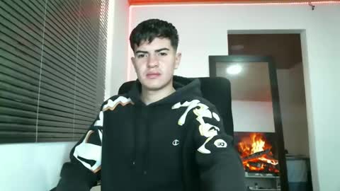 franccesco_699 online show from 01/11/25, 04:46