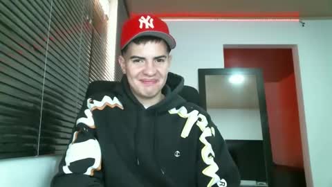 franccesco_699 online show from 01/23/25, 04:37