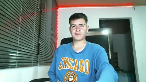 franccesco_699 online show from 02/15/25, 12:26