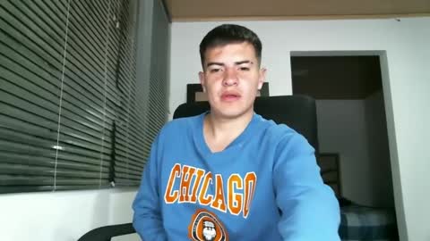 franccesco_699 online show from 02/27/25, 12:21
