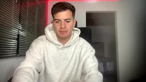 franccesco_699 online show from 03/04/25, 01:23