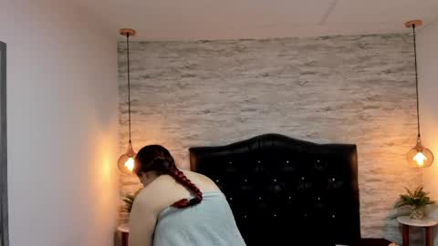 Snapshot of francesca_bbw chatting on 05/03/26, 02:50 online show from 05/03/26, 02:50