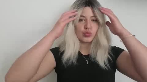 Francesca online show from 11/30/25, 06:34