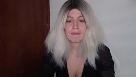 Snapshot of francescaasmith chatting on 07/02/26, 09:43 Francesca online show from 07/02/26, 09:43
