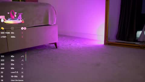 Franci online show from 09/30/25, 06:02