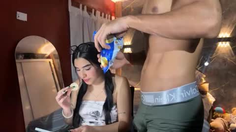 Snapshot of francheska_baby chatting on 11/30/25, 08:07 Dynamic roles online show from 11/30/25, 08:07