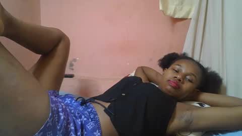 Snapshot of franciefrancie chatting on 03/11/25, 11:01 francilla online show from 03/11/25, 11:01