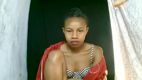 Snapshot of franciefrancie chatting on 09/24/25, 06:28 francilla online show from 09/24/25, 06:28