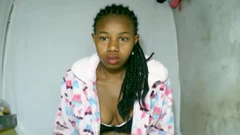 Snapshot of franciefrancie chatting on 10/06/25, 05:16 francilla online show from 10/06/25, 05:16