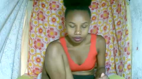 Snapshot of franciefrancie chatting on 11/20/25, 07:08 francilla online show from 11/20/25, 07:08