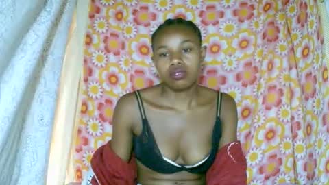 Snapshot of franciefrancie chatting on 11/21/25, 10:14 francilla online show from 11/21/25, 10:14