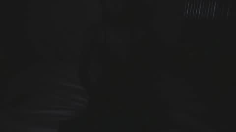 Snapshot of francis_leams chatting on 10/21/25, 08:53 Laura online show from 10/21/25, 08:53