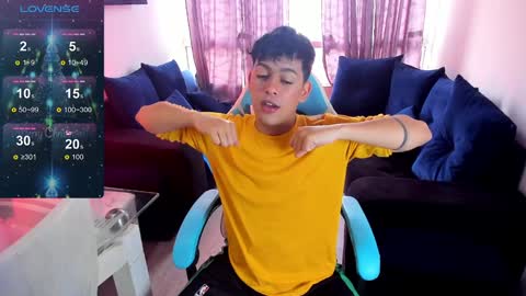 Snapshot of franco_rizzo01 chatting on 12/13/24, 07:53 frank online show from 12/13/24, 07:53