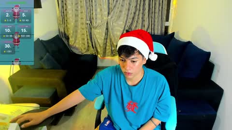 Snapshot of franco_rizzo01 chatting on 12/31/24, 12:21 frank online show from 12/31/24, 12:21