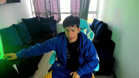 Snapshot of franco_rizzo01 chatting on 01/12/25, 09:29 frank online show from 01/12/25, 09:29