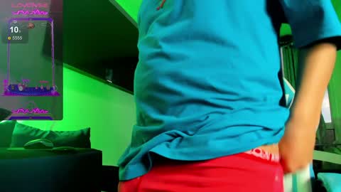 Snapshot of franco_rizzo01 chatting on 01/19/25, 11:00 frank online show from 01/19/25, 11:00