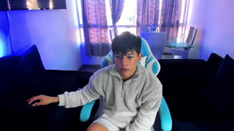 Snapshot of franco_rizzo01 chatting on 01/22/25, 09:21 frank online show from 01/22/25, 09:21