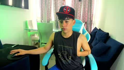 Snapshot of franco_rizzo01 chatting on 02/04/25, 07:44 frank online show from 02/04/25, 07:44