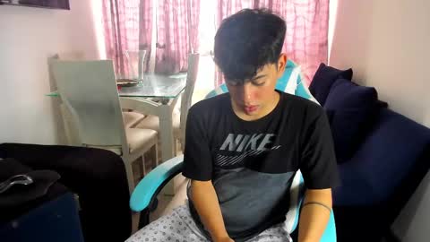 Snapshot of franco_rizzo01 chatting on 02/21/25, 07:32 frank online show from 02/21/25, 07:32