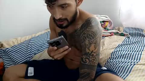 Snapshot of frankdanielsmolano chatting on 06/19/26, 03:38 frankdanielsmolano online show from 06/19/26, 03:38