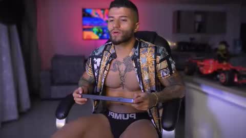 Frank Farrell. Hey remember to give me a thumbs up Ty online show from 09/14/25, 01:16