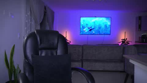 Frank Farrell. Hey remember to give me a thumbs up Ty online show from 02/03/26, 01:04