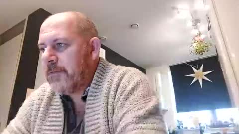 Snapshot of frankh12345 chatting on 12/17/24, 08:23 frankh12345 online show from 12/17/24, 08:23