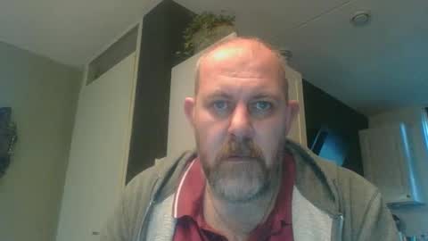 Snapshot of frankh12345 chatting on 02/06/25, 08:18 frankh12345 online show from 02/06/25, 08:18