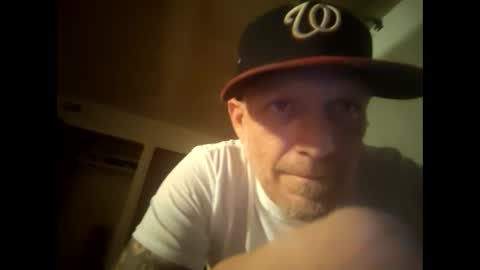 Famous Blue Eyes online show from 04/15/26, 09:38