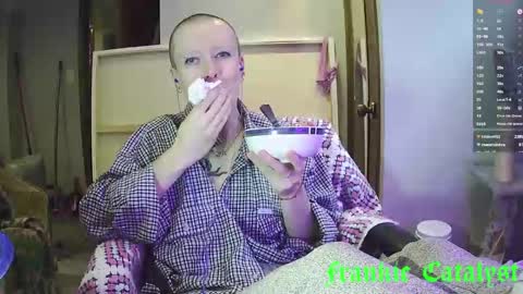 Snapshot of frankiecatalyst chatting on 01/05/26, 05:27 Frankie Catalyst online show from 01/05/26, 05:27