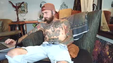 Frankie DRay   LikeFollowShareBuild online show from 06/10/26, 06:12