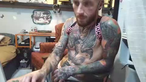 Frankie DRay   LikeFollowShareBuild online show from 06/29/26, 08:09