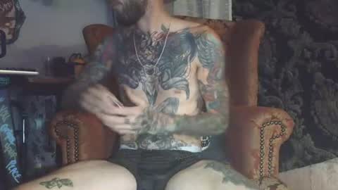 Frankie DRay   LikeFollowShareBuild online show from 07/01/26, 07:43