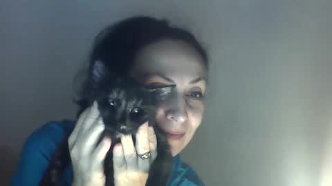 frankieteasing online show from 11/20/25, 07:46