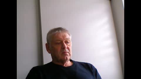 frannkboy61 online show from 04/02/26, 12:03