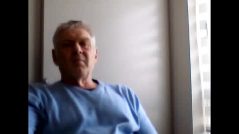 frannkboy61 online show from 04/12/26, 03:17