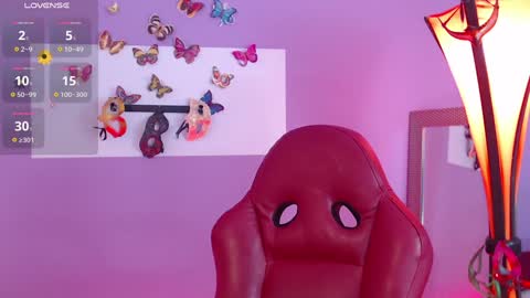 Snapshot of fransheskarossi chatting on 01/12/25, 03:57 Fransheska online show from 01/12/25, 03:57