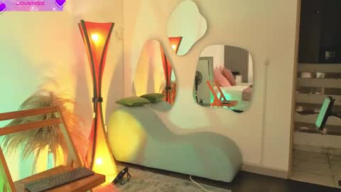 Fransheska online show from 05/18/26, 11:27