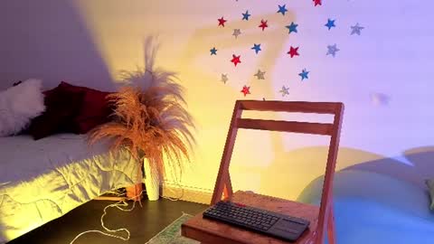Snapshot of fransheskarossi_ chatting on 07/17/26, 11:28 Fransheska online show from 07/17/26, 11:28