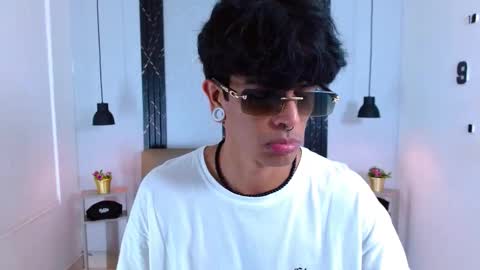 Franvill trato online show from 11/21/25, 07:56