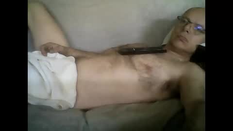 Snapshot of franznaked chatting on 04/06/26, 12:28 Frantz online show from 04/06/26, 12:28