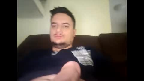 Snapshot of fraromeo2 chatting on 12/27/24, 07:40 fraromeo2 online show from 12/27/24, 07:40