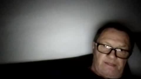 Wolfi online show from 11/04/25, 06:23