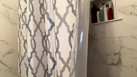 Snapshot of freakaholicsz chatting on 11/28/25, 09:50 Daddy. online show from 11/28/25, 09:50