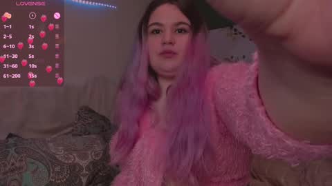 Snapshot of freakcute_friends chatting on 02/19/25, 07:27 Alice online show from 02/19/25, 07:27