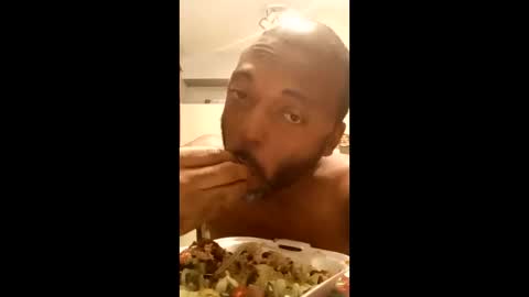 Snapshot of freakeazy chatting on 01/09/26, 02:36 freakeazy online show from 01/09/26, 02:36