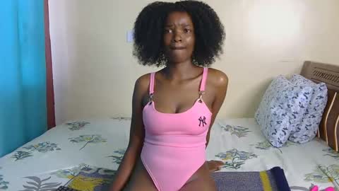 Snapshot of freakky_nessa chatting on 12/31/24, 07:20 Nessa-Independent model online show from 12/31/24, 07:20