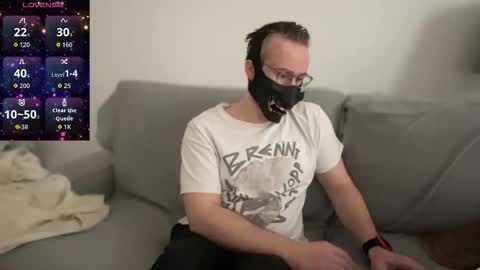 Snapshot of freakonwheelz chatting on 11/01/25, 02:30 Call me Wheelie online show from 11/01/25, 02:30